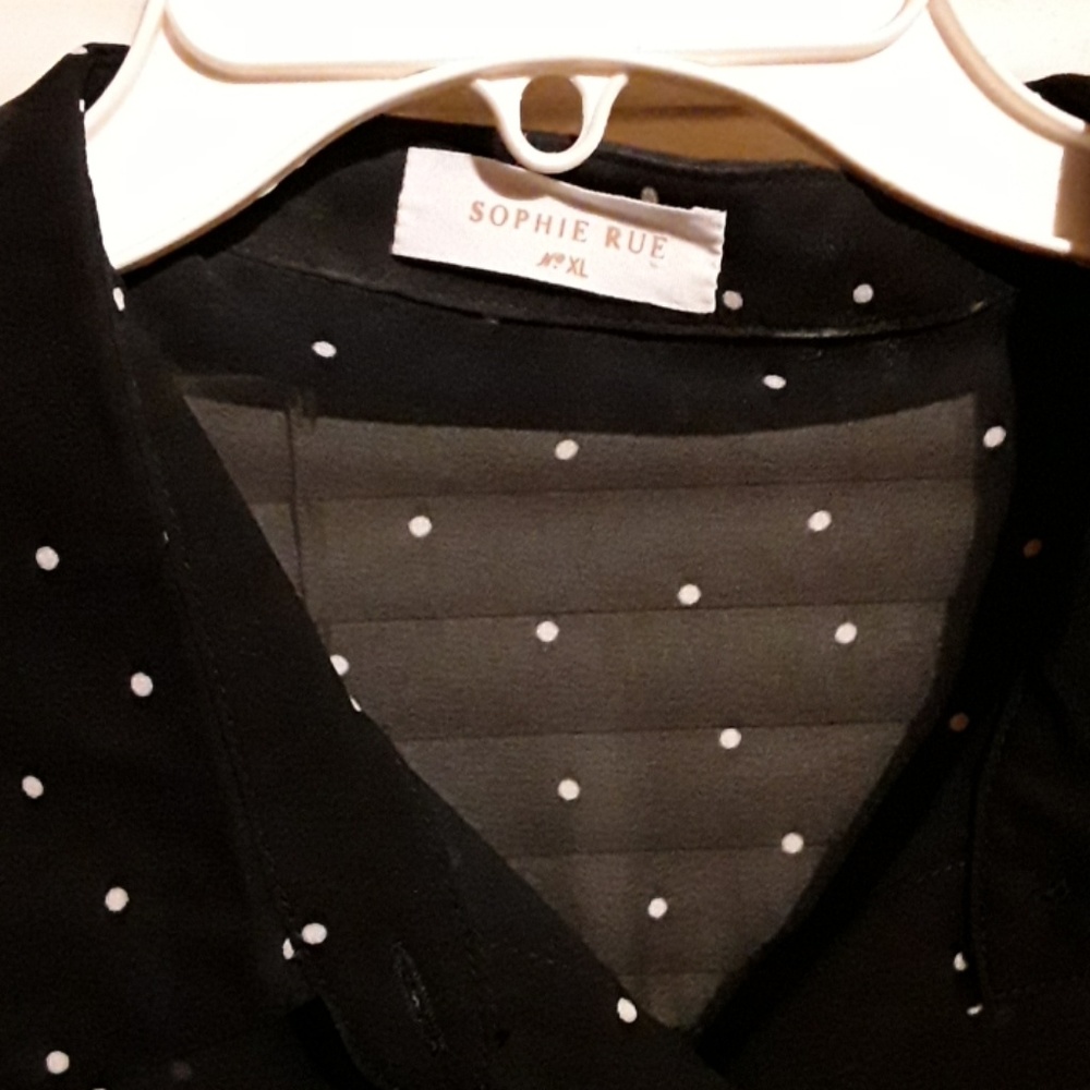 Button down Top - Picture 2 of 3